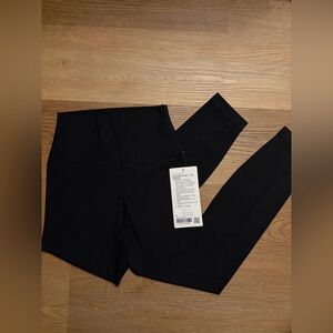 Lululemon Black Align HR Pant 25” Size 4